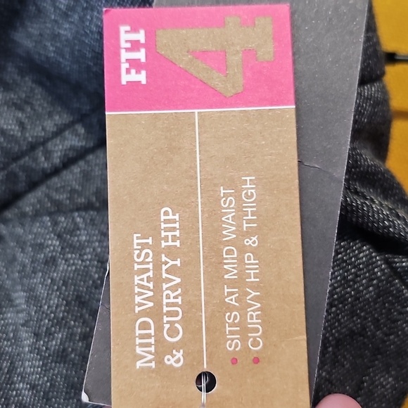 Mossimo Mid Waist & Curvy Fit Boot Cut Pant Size 18 NWT - Picture 7 of 9